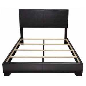 Cama Queen tapizada Conner con paneles en color negro