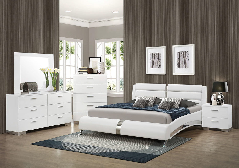 Juego de dormitorio Jeremaine de 5 piezas Eastern King, blanco