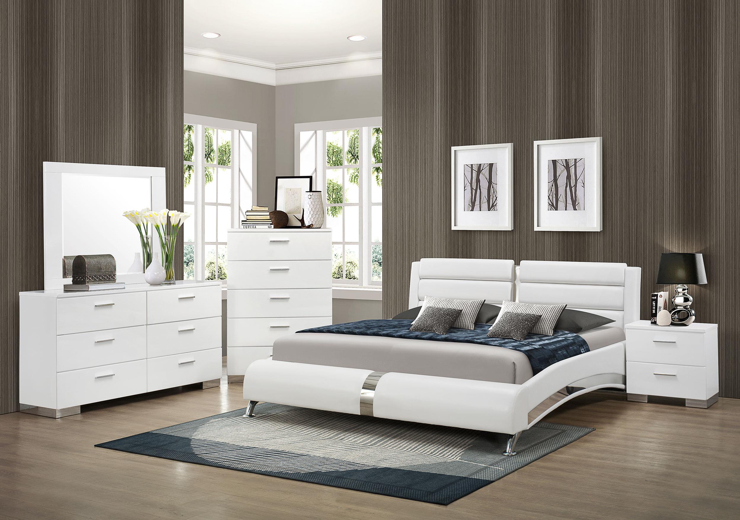 Jeremaine Upholstered Eastern King Sleigh Bed White