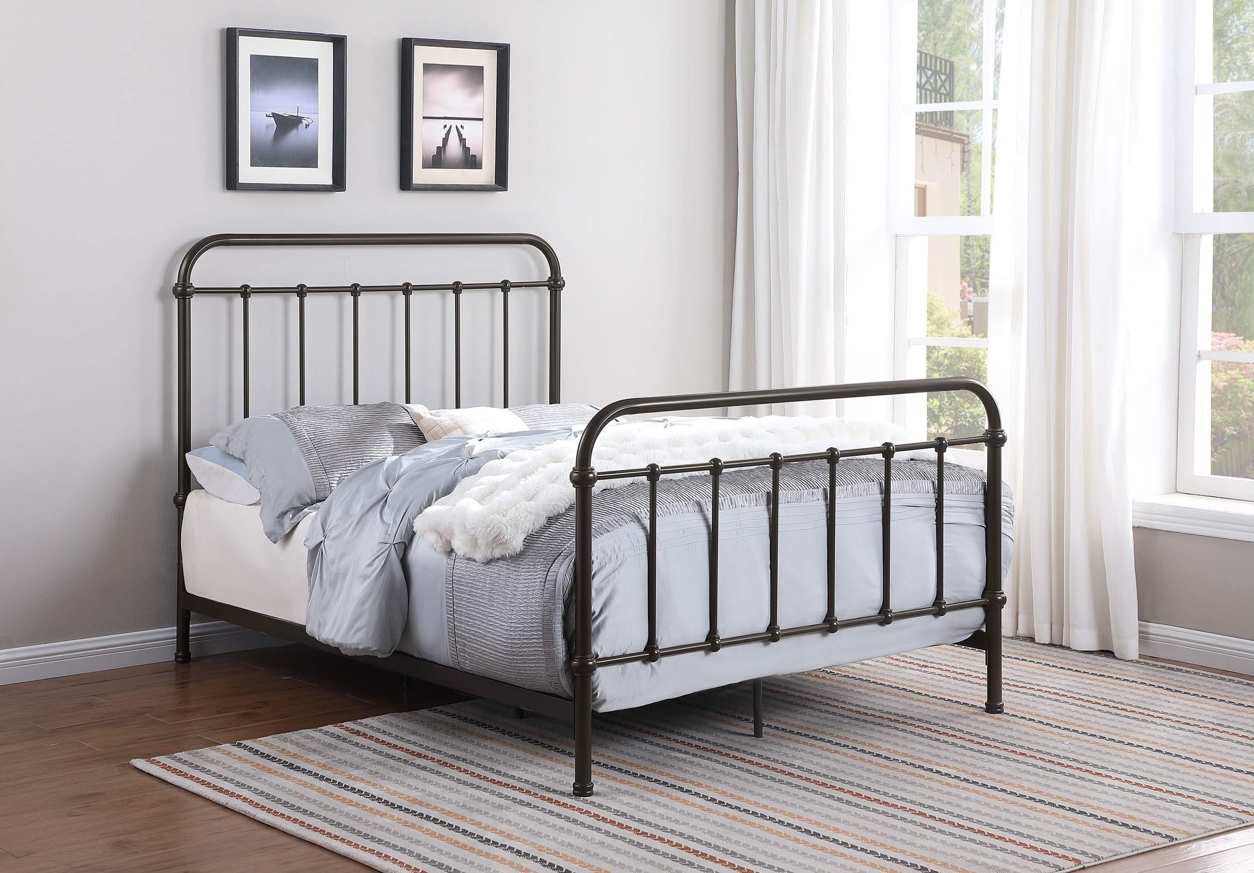 Cama de metal Livingston con marco abierto, color bronce oscuro