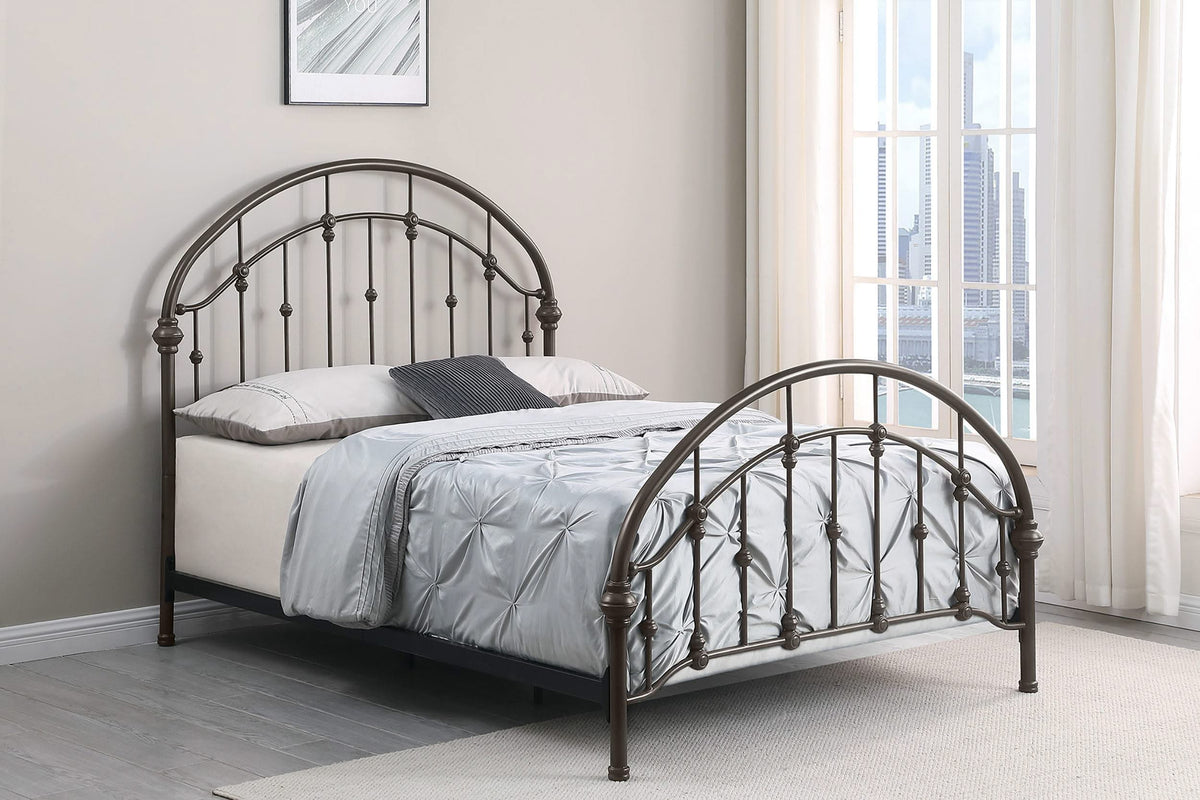 Cama Rowan de metal con marco abierto, color bronce oscuro