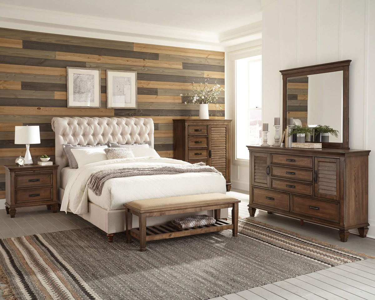 Cama Devon de 57 pulgadas tapizada con paneles en beige