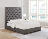 Cama King tapizada Camille con paneles en gris