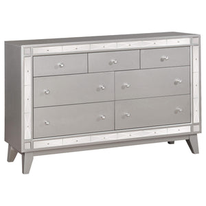 Juego de dormitorio Camille de 4 piezas Queen Metallic Mercury
