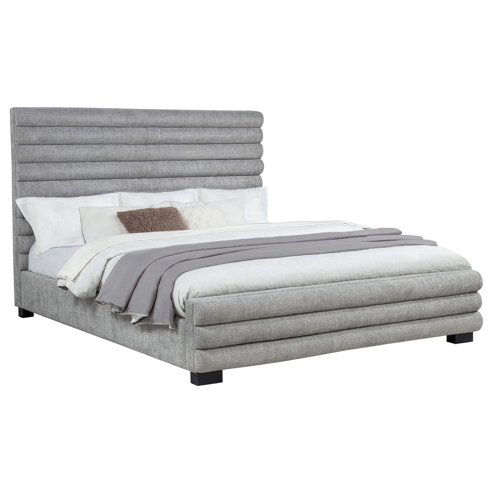 Cama Patricia California King de 58 pulgadas con tapizado en bouclé, color gris