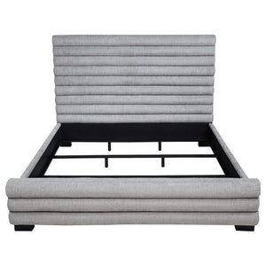 Cama Patricia California King de 58 pulgadas con tapizado en bouclé, color gris