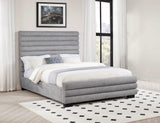 Cama Queen Patricia de 58 pulgadas tapizada en bouclé gris