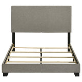 Cama de matrimonio Dorian tapizada en tela color topo