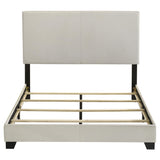 Cama de matrimonio Dorian con tapizado en tela color crema