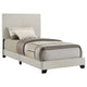 Cama doble con paneles tapizados en tela Dorian color crema