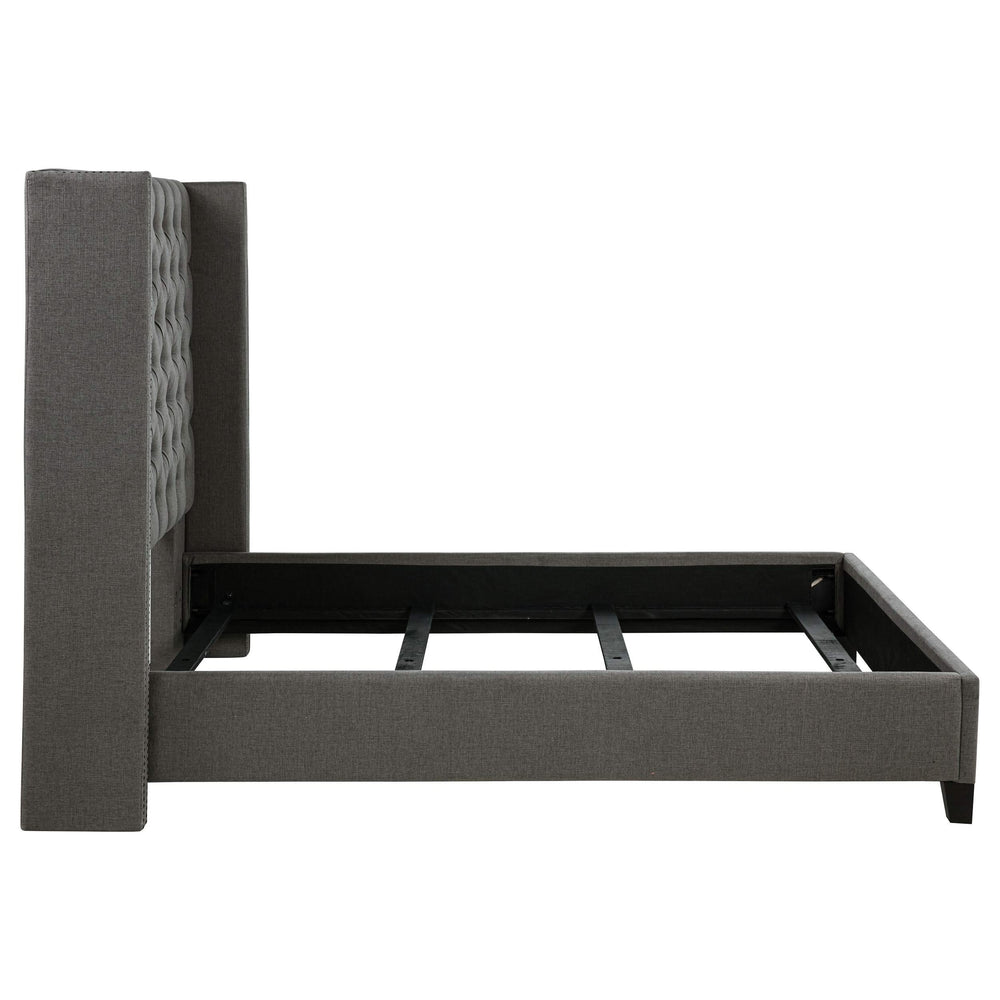 Cama Bancroft tapizada Eastern King con respaldo de alas, color gris
