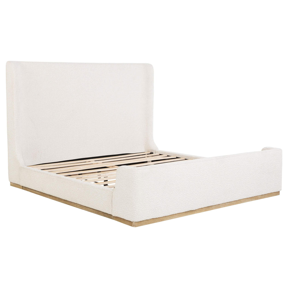 Cama King Sleigh tapizada Nala color crema