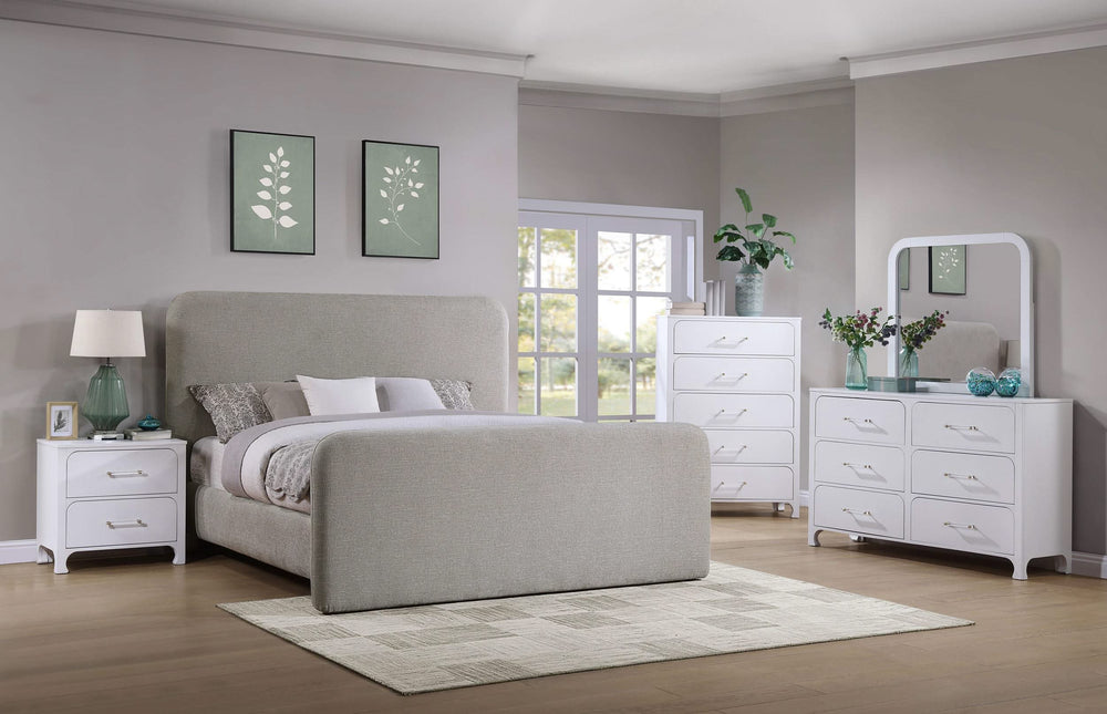 Cama King tapizada Wren con paneles en gris