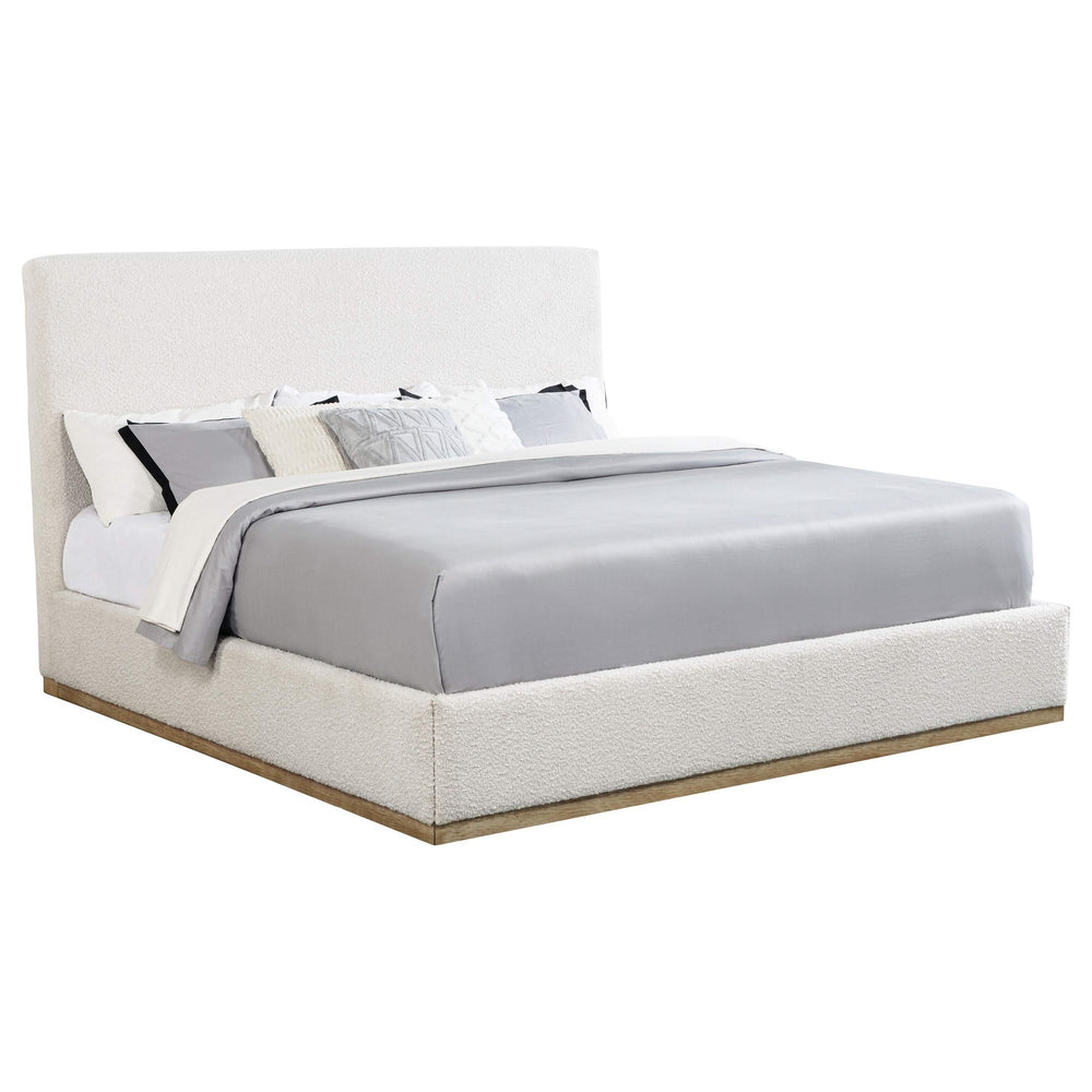 Cama tapizada Knox EASTERN KING con paneles en color crema