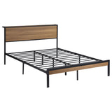 Cama Queen con paneles de metal Ricky de roble claro