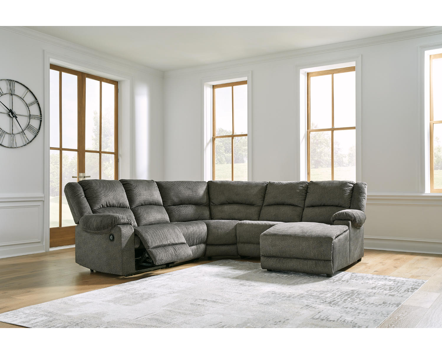 Benlocke 5-Piece Reclining Sectional with Chaise