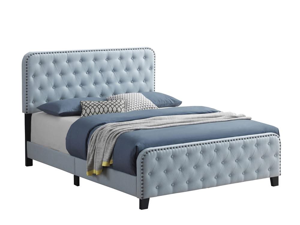 Cama Queen Littleton con capitoné y tapizado en azul Delft