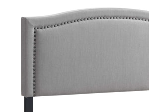 Cama King tapizada Hamden con paneles en color mineral