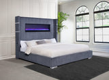 Cama Tisdall tapizada Eastern King Flame Visualizer gris