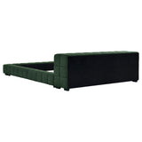 Cama tapizada Trinity Eastern King con plataforma verde