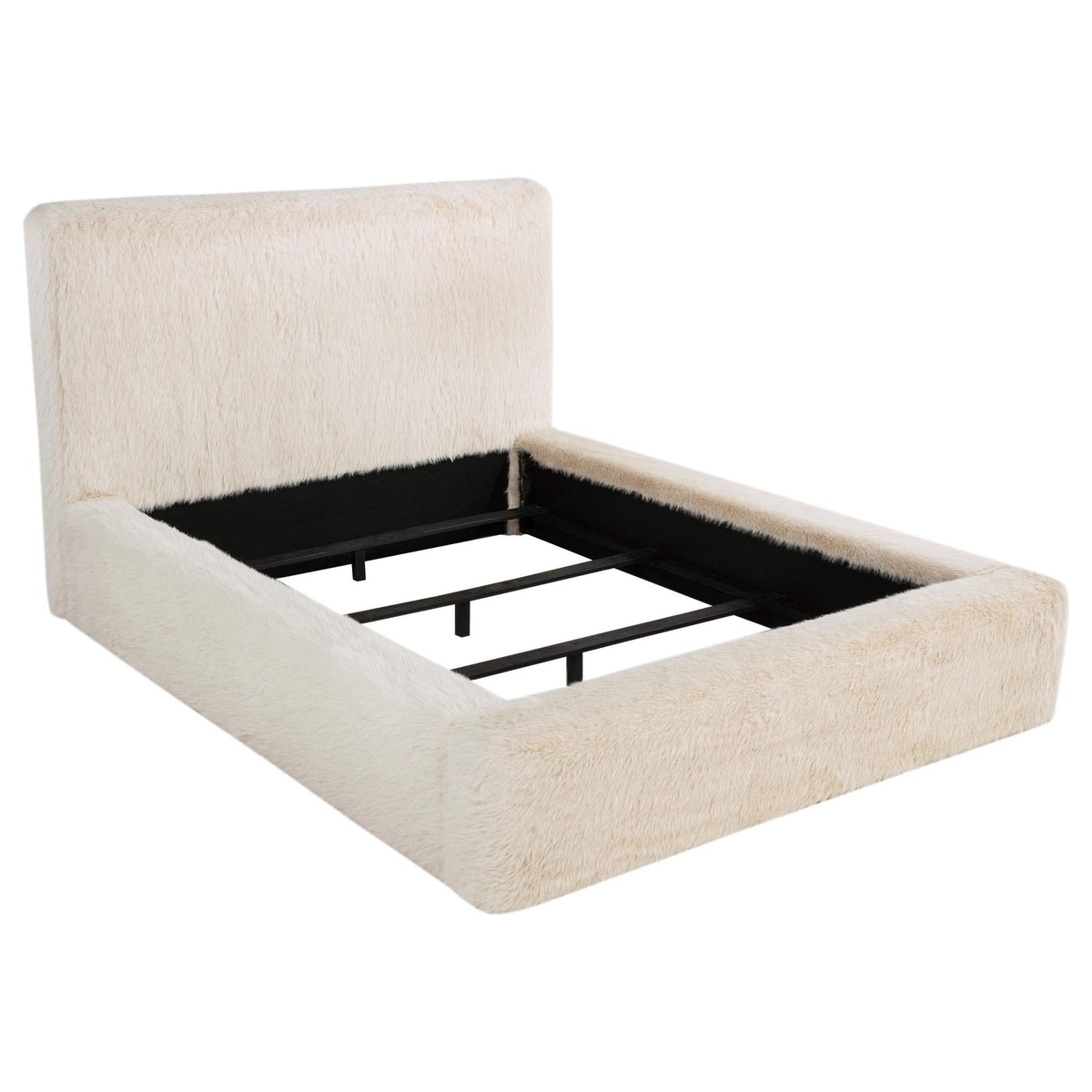 Cama Rebecca tapizada en piel sintética color crema tamaño king