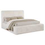 Cama Rebecca tapizada en piel sintética color crema tamaño king