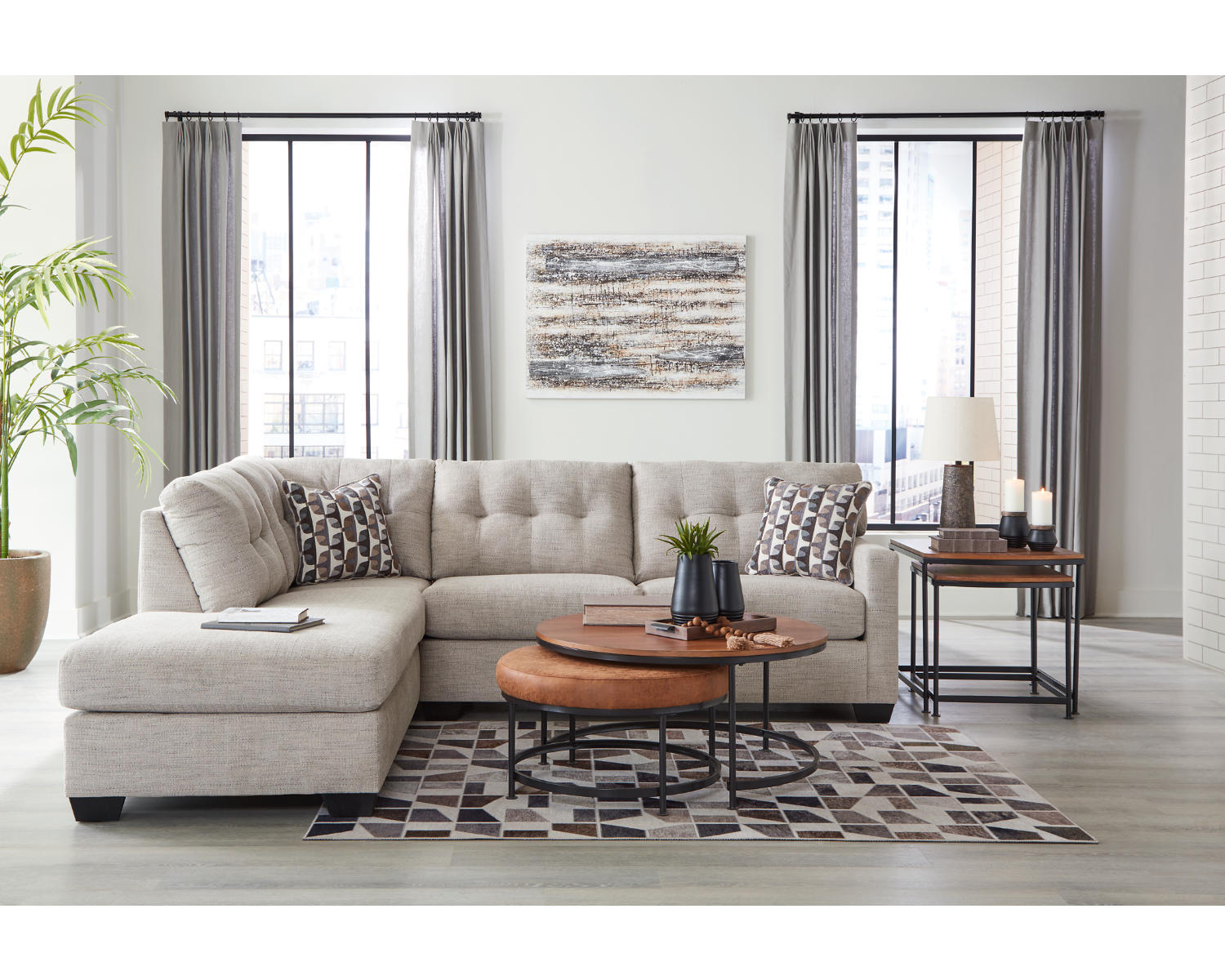 Mahoney 2-Piece Sectional with Chaise