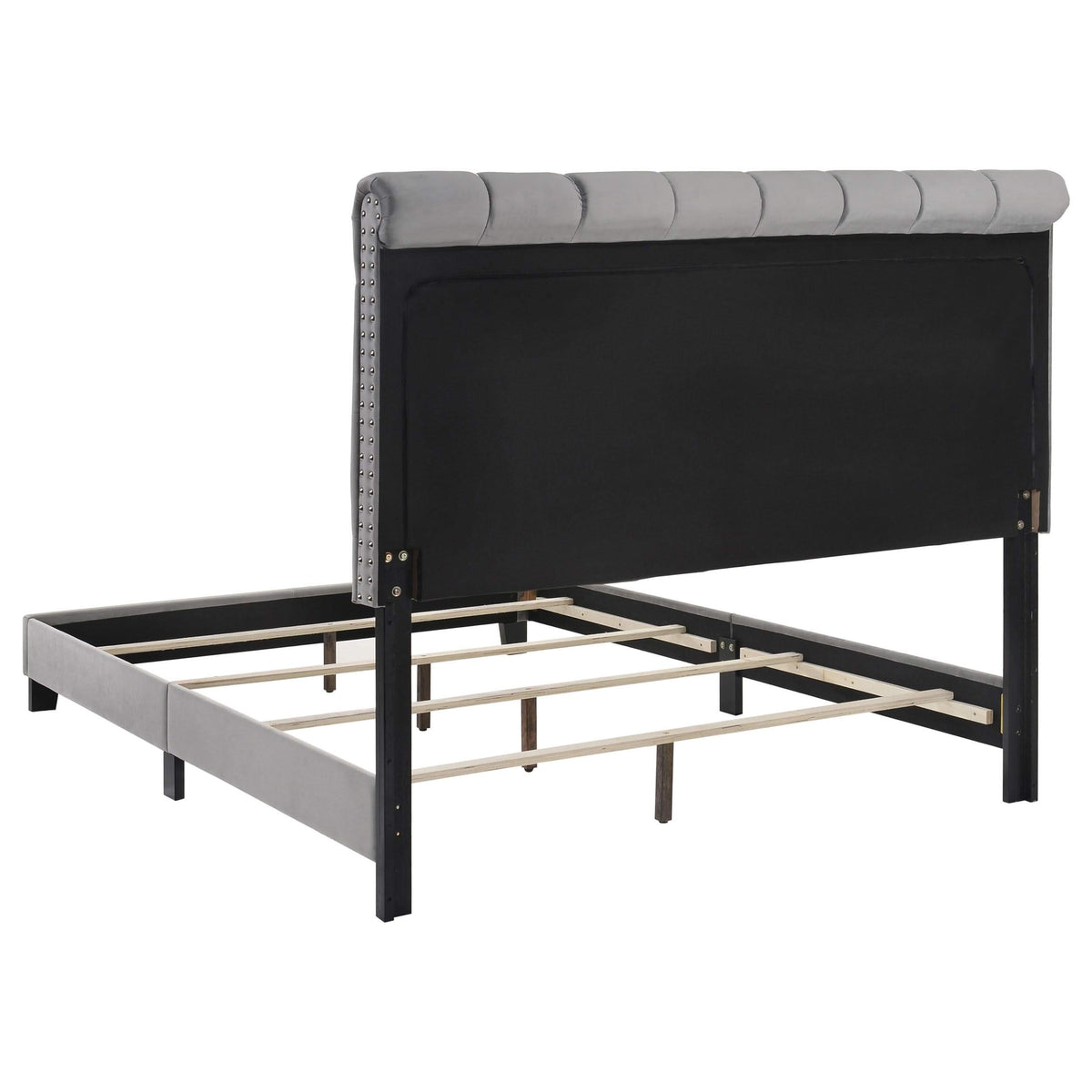 Cama tapizada Warner Eastern King con paneles en gris