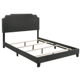 Cama Queen con paneles tapizados Tamarac, color gris