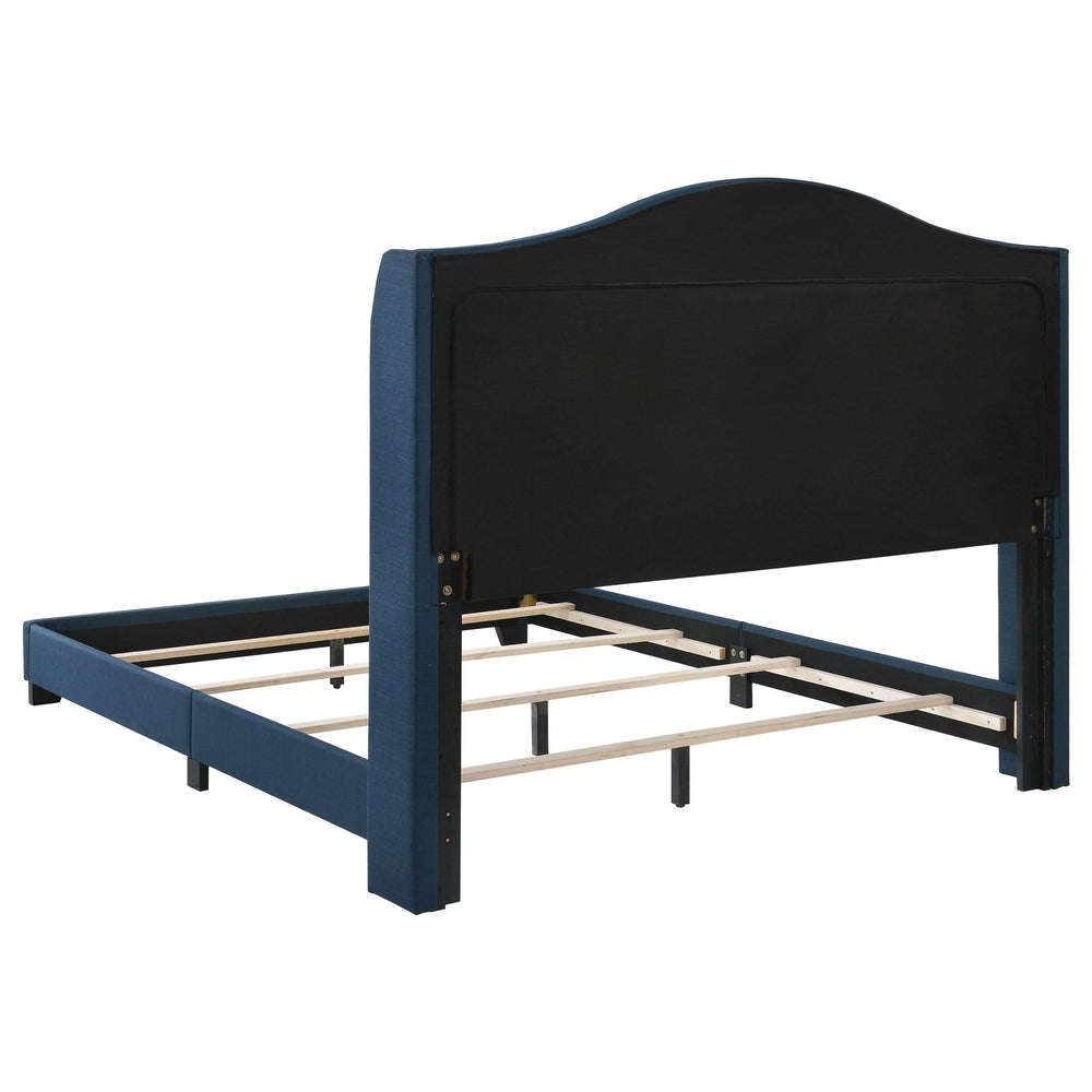 Cama Queen Sonoma tapizada con respaldo alto, color azul