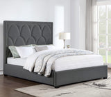 Cama Queen tapizada Bowfield con paneles en color carbón