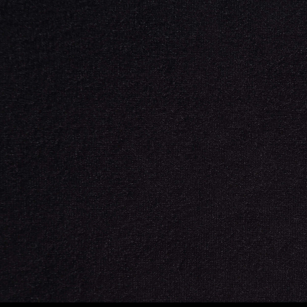 Cama Hailey tapizada con paneles Eastern King en color negro