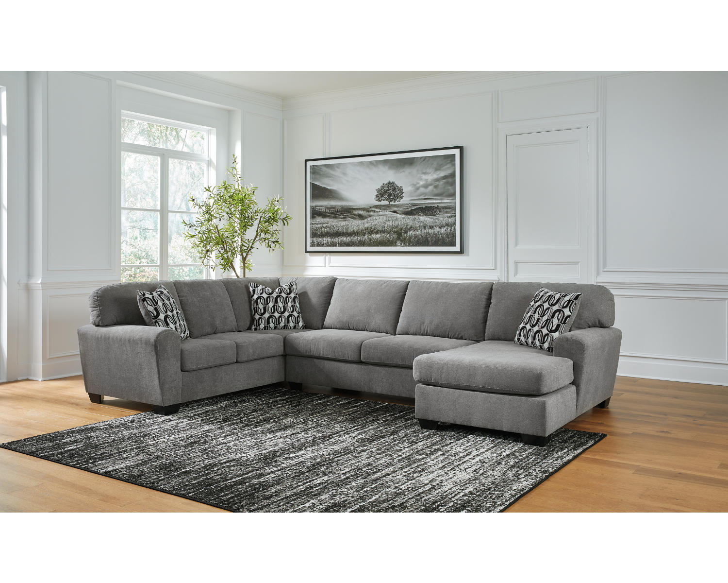 Birkdale Court 3-Piece Sectional with Chaise