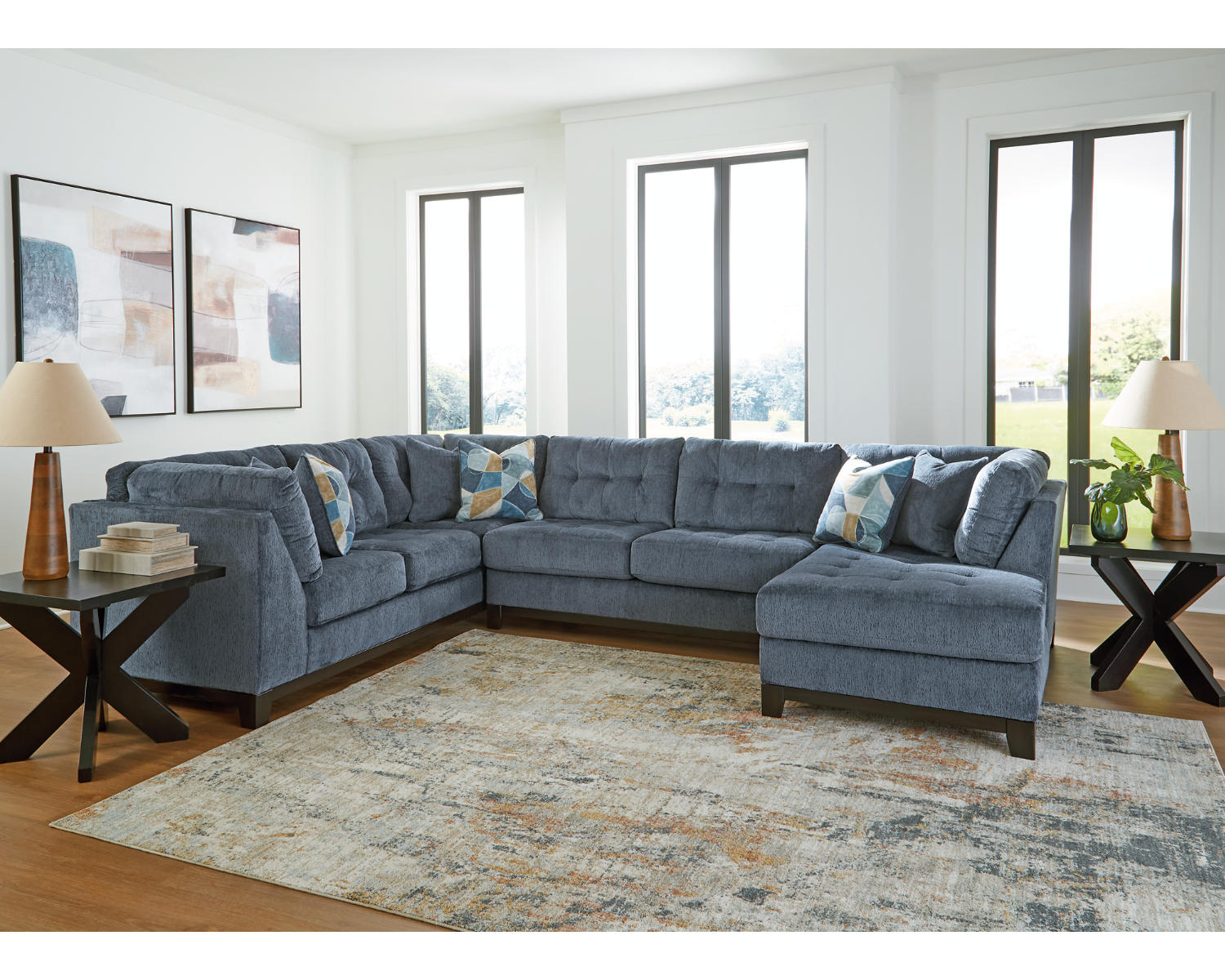 Maxon Place 3-Piece Sectional with Chaise