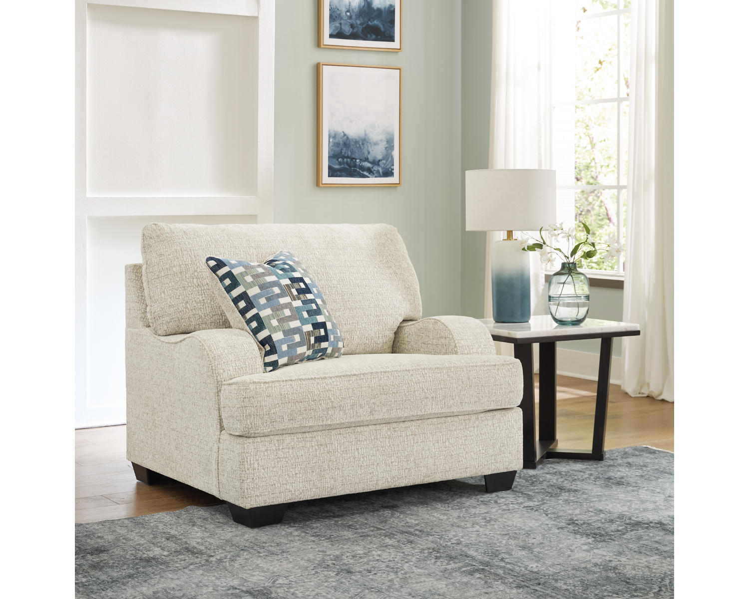 Valerano Oversized Chair