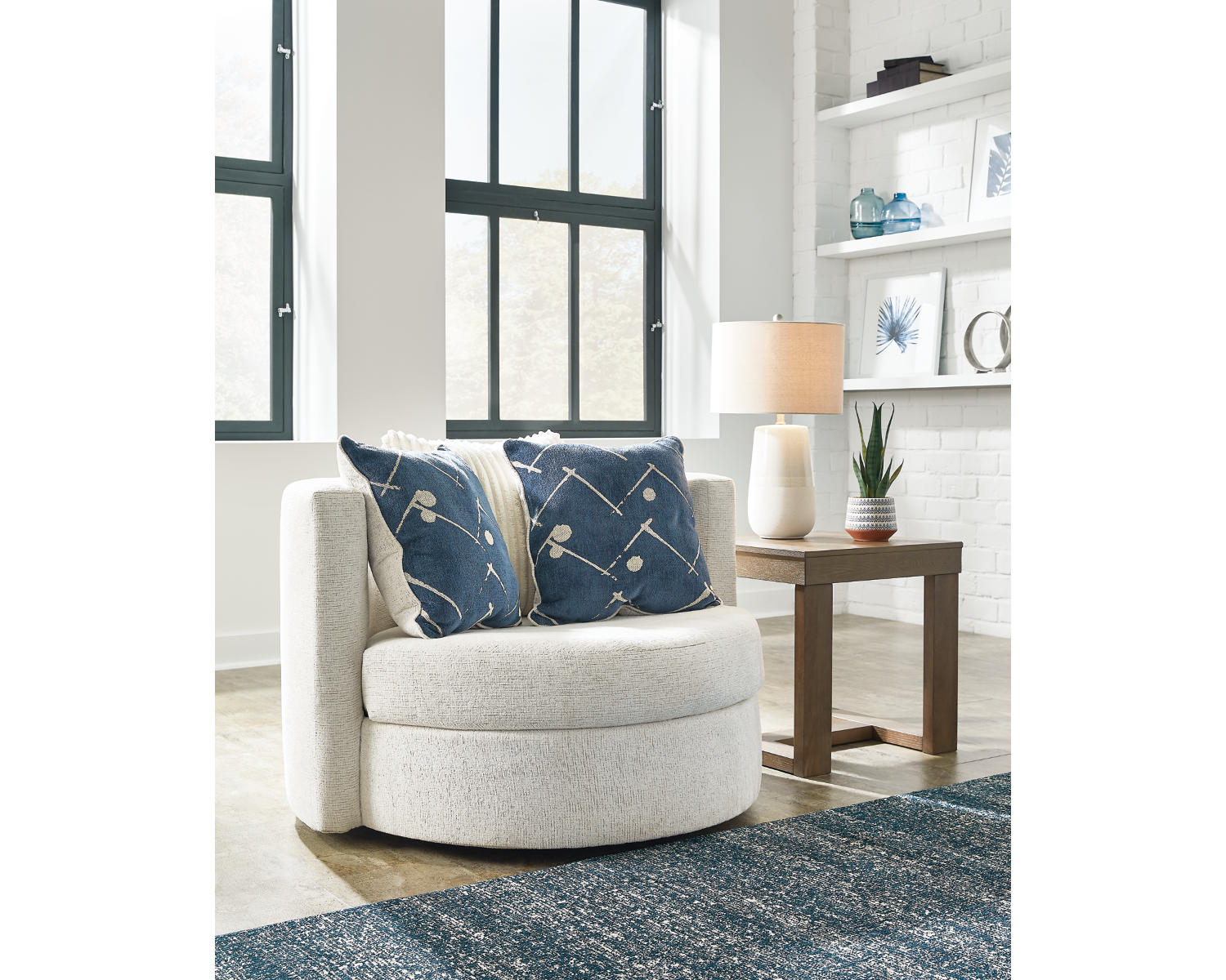 Padova Swivel Accent Chair