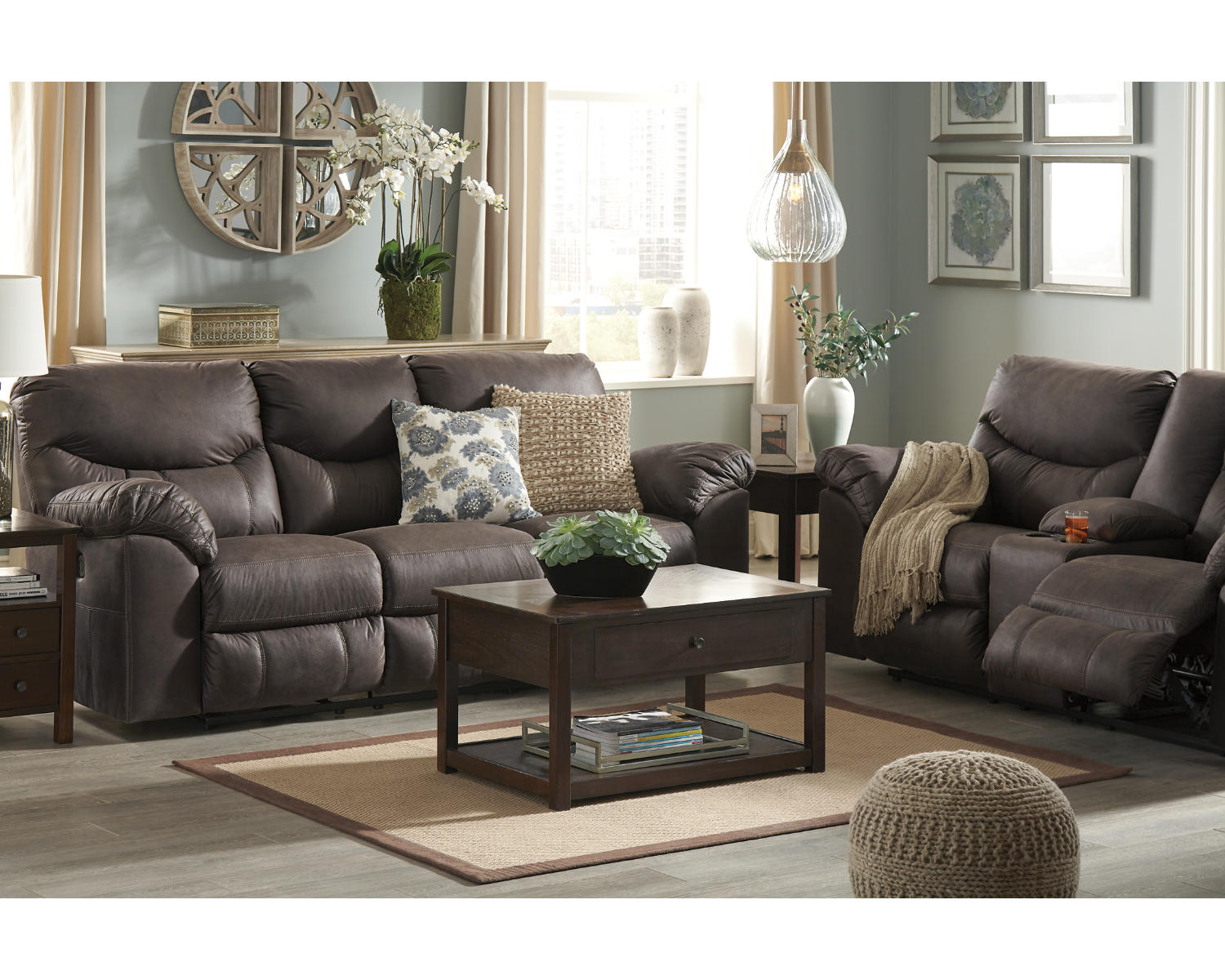 Boxberg Power Reclining Loveseat with Console