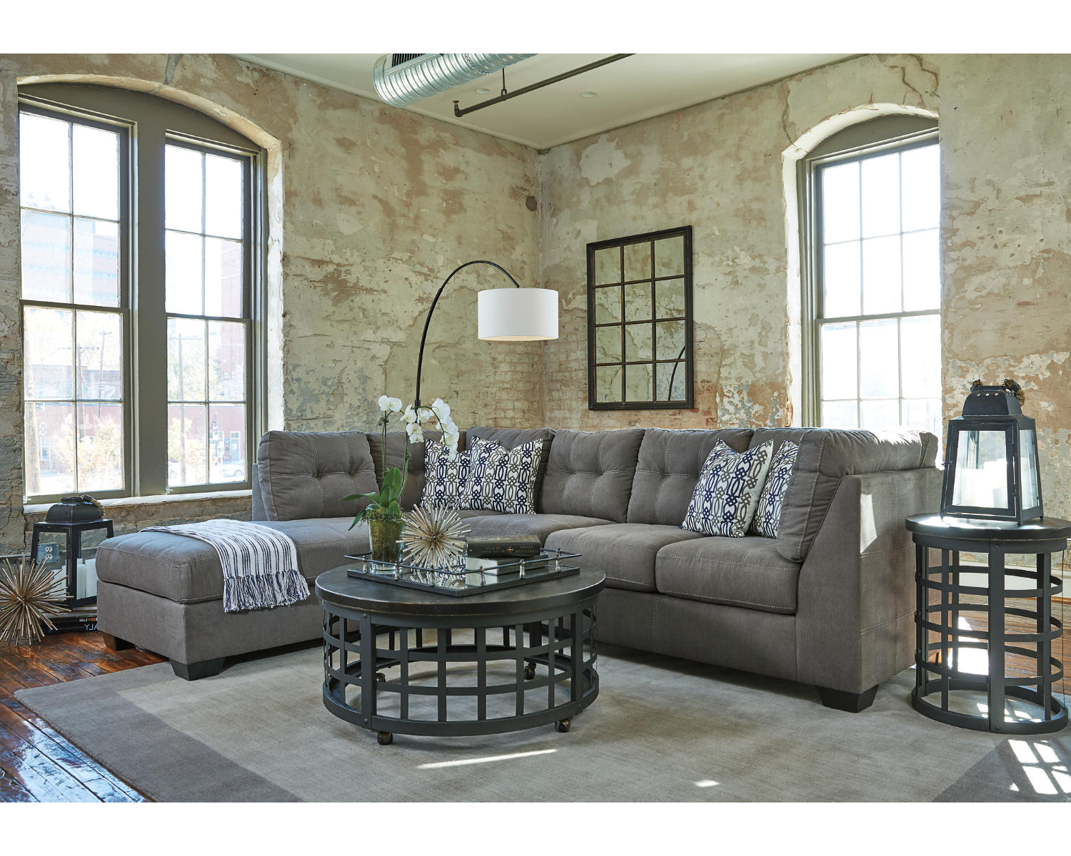 Pitkin 2-Piece Sectional with Chaise