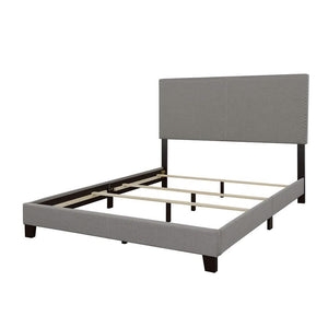 Cama Boyd tapizada Queen con paneles en gris