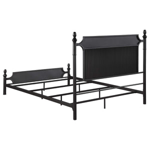 Cama Queen Cameron de 51 pulgadas con paneles de metal, color negro
