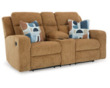 Loveseat reclinable Kanlow con consola