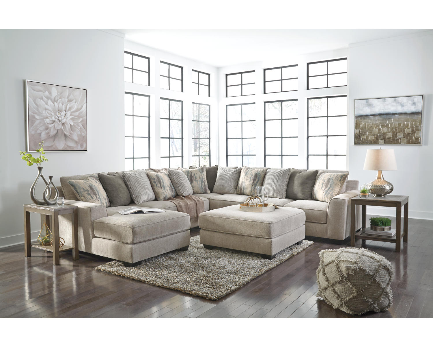 Ardsley 4-Piece Sectional with Chaise