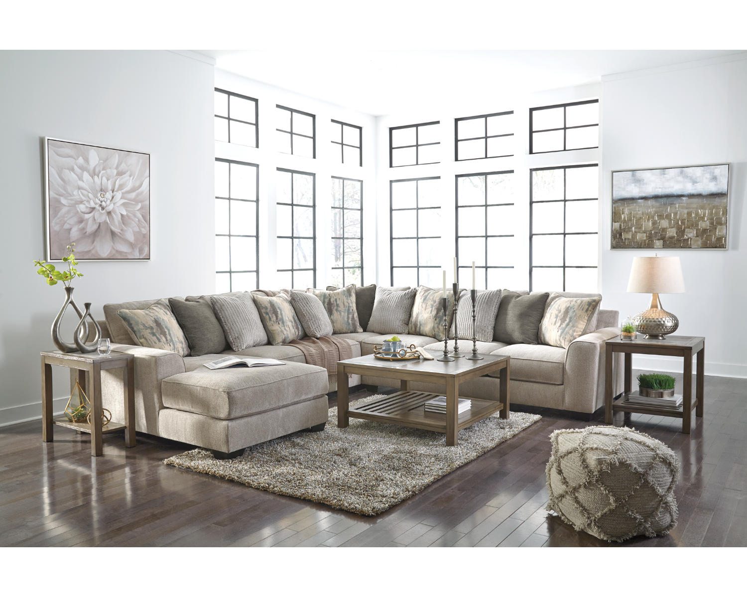 Ardsley 4-Piece Sectional with Chaise