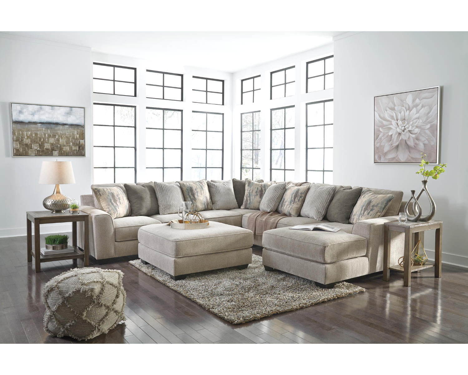 Ardsley 4-Piece Sectional with Chaise