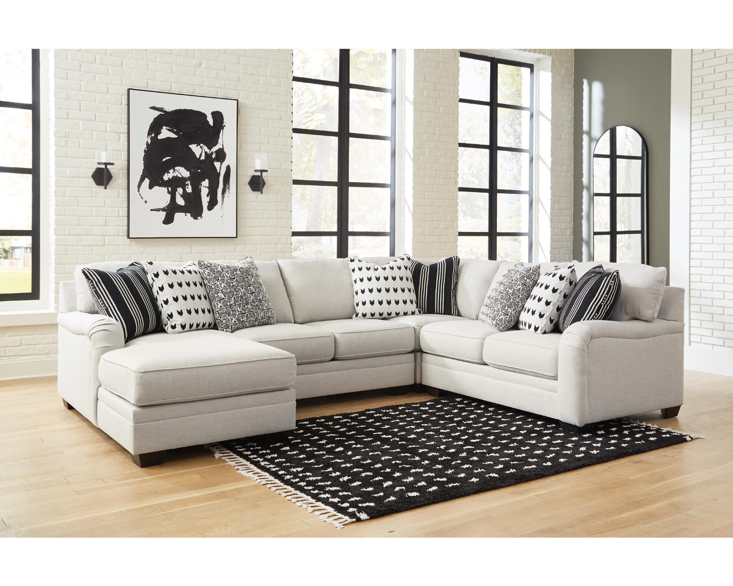 Huntsworth 4-Piece Sectional with Chaise
