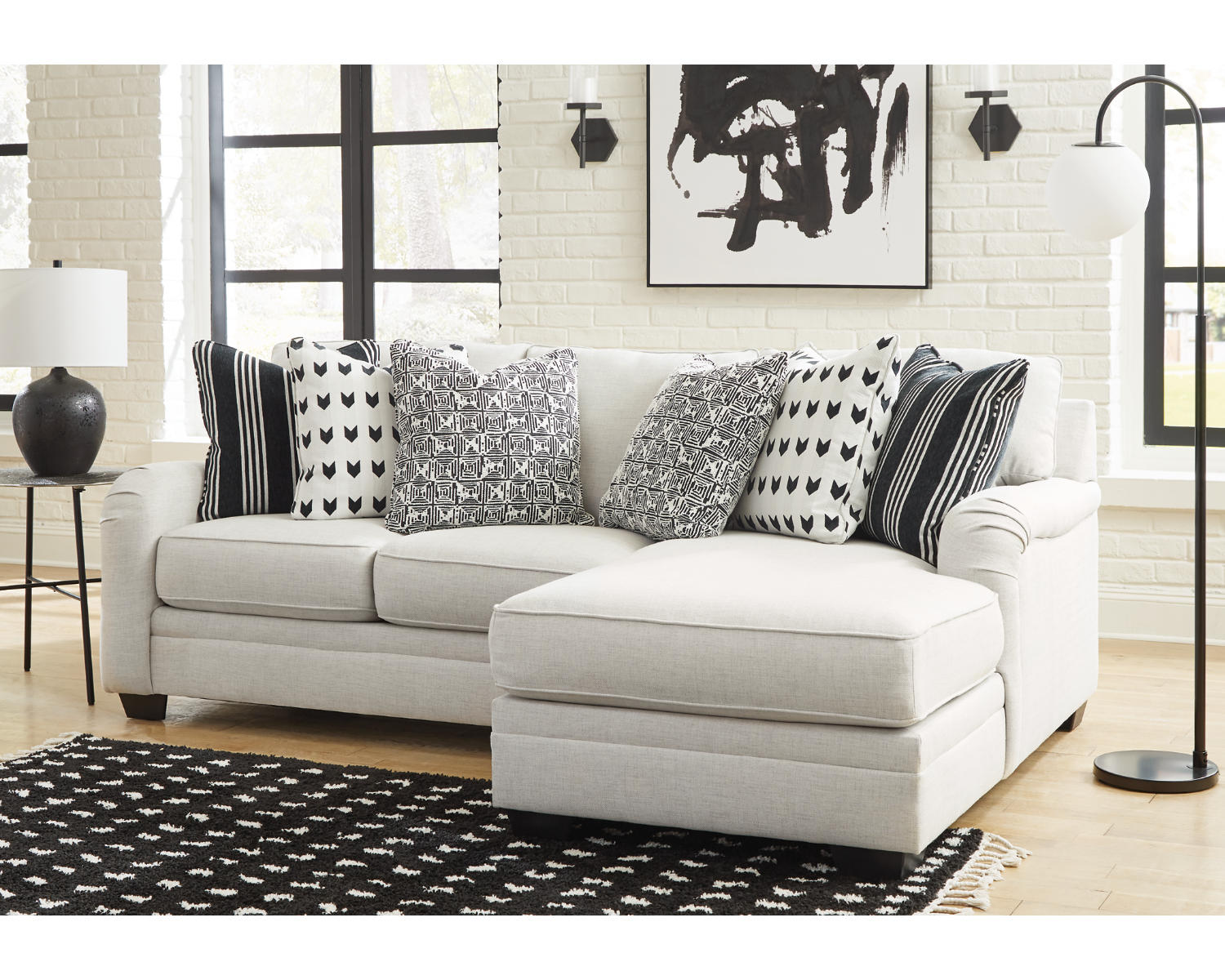 Huntsworth 2-Piece Sectional with Chaise