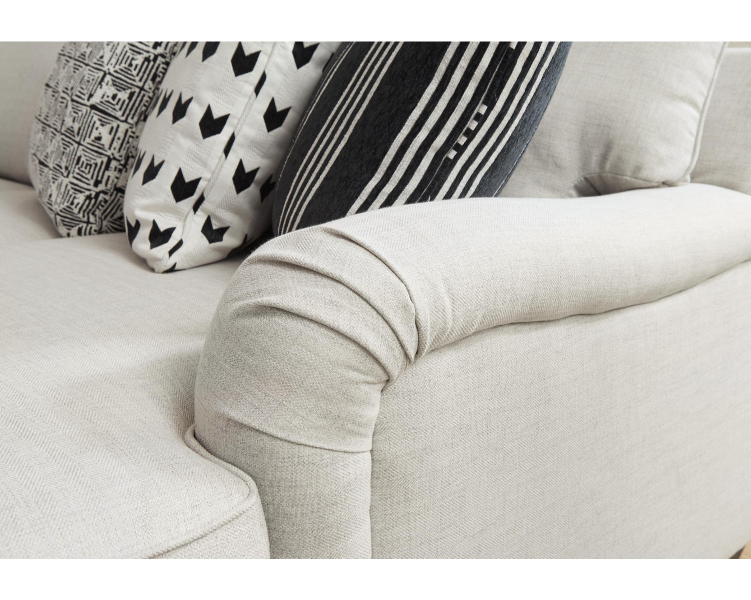 Huntsworth 5-Piece Sectional with Chaise