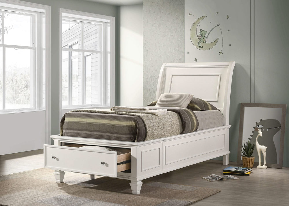 Cama individual con paneles de almacenaje Selena Wood en color blanco crema