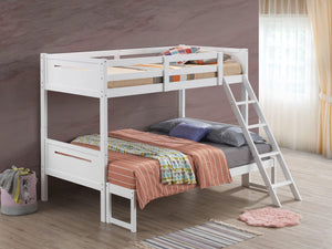 Litera Littleton Wood, color blanco, con dos camas individuales sobre una cama matrimonial