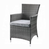 Juego de bistró para patio Tashelle de 3 piezas